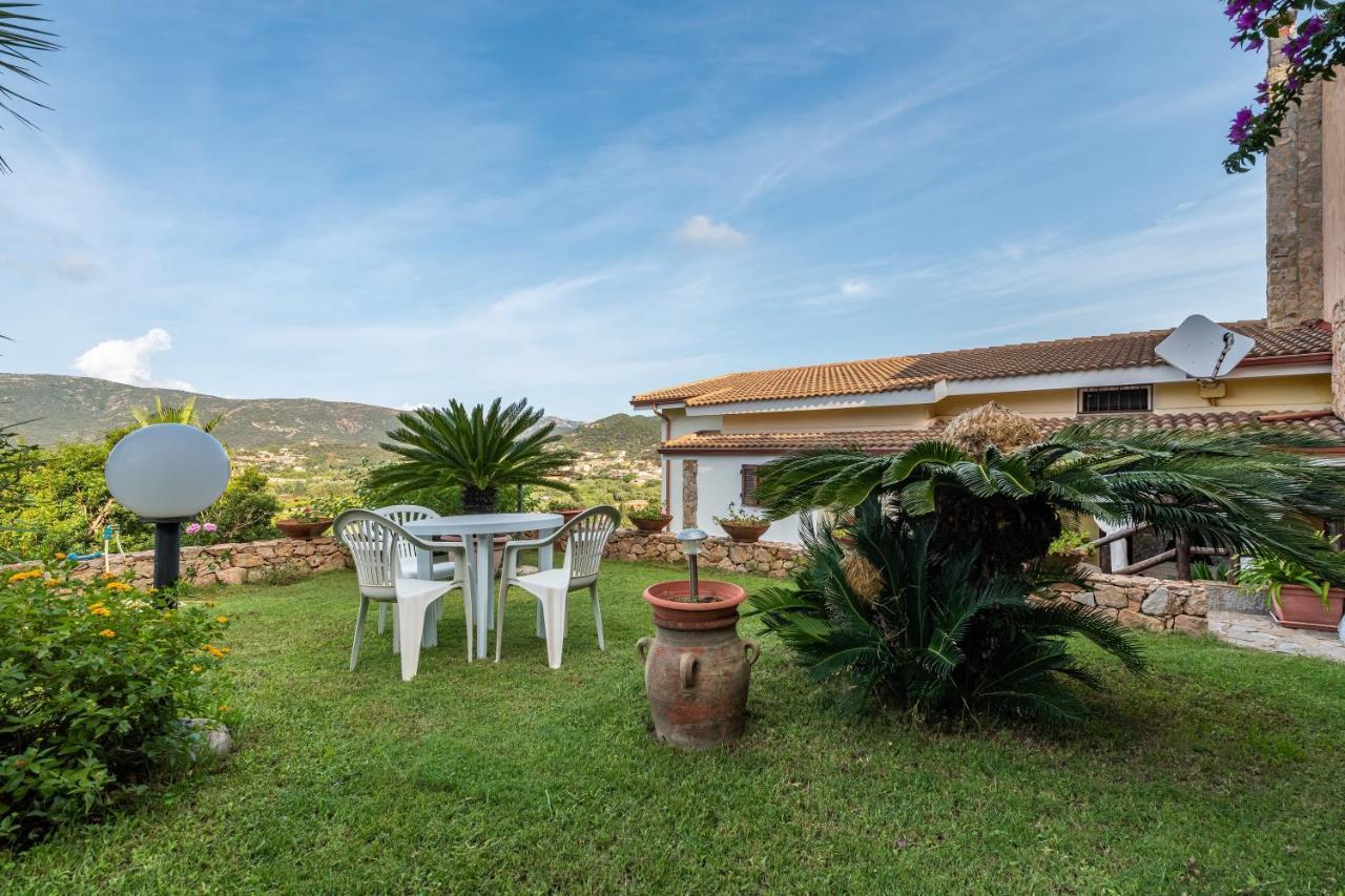 Appartamento Chia Grande Exterior photo